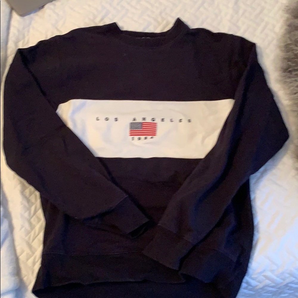 Brandy Melville Los Angeles crewneck